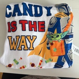 Star‎ Wars The Madalorian 2PC Candy is the Way Pajamas Size Small NEW Matching